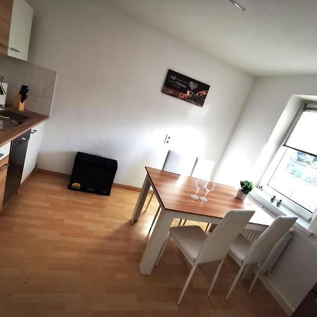 Zentral Und Ruhig In Chemnitz Apartment Bagian luar foto