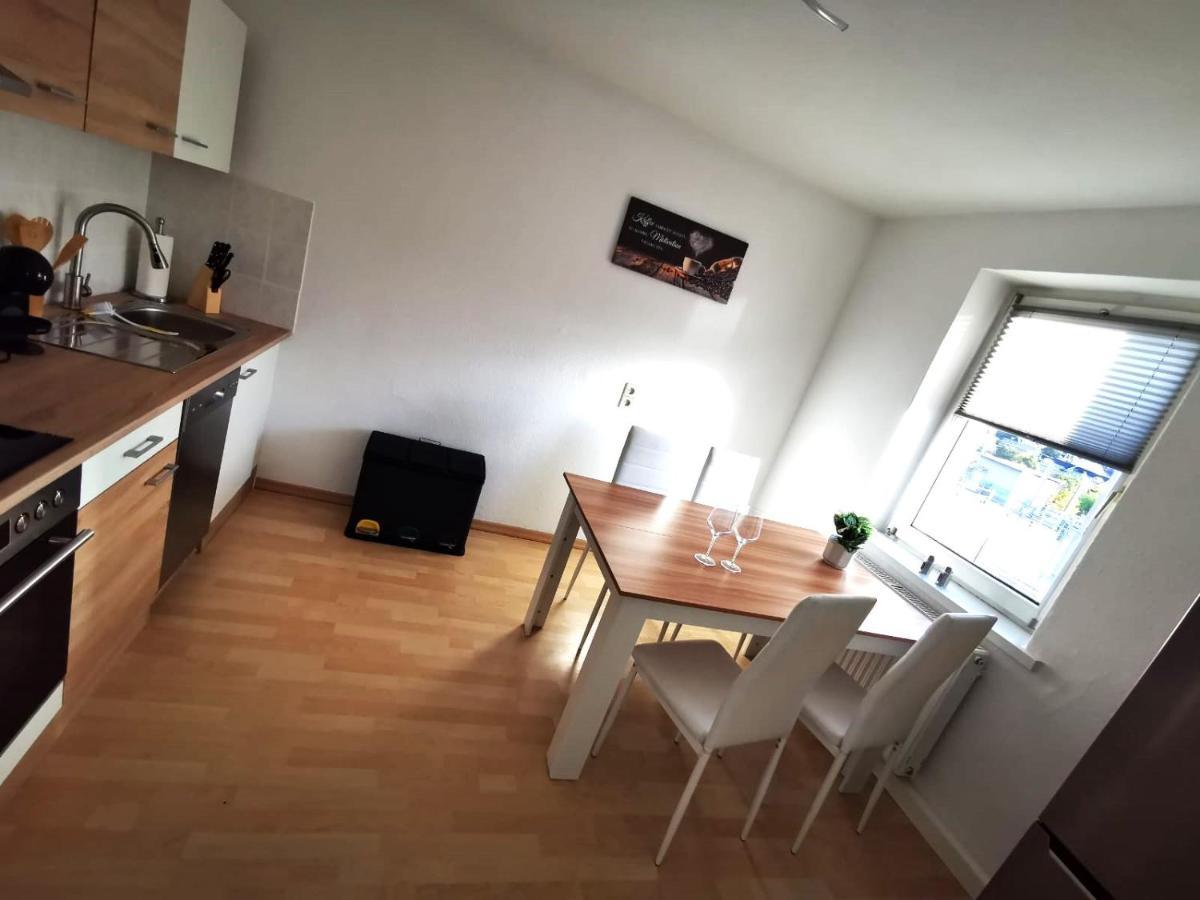 Zentral Und Ruhig In Chemnitz Apartment Bagian luar foto