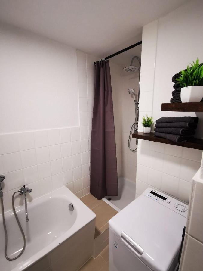 Zentral Und Ruhig In Chemnitz Apartment Bagian luar foto
